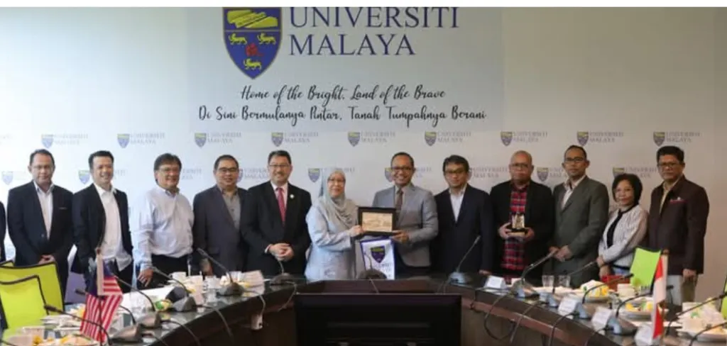 Lawatan Unhas ke Universitas Malaya