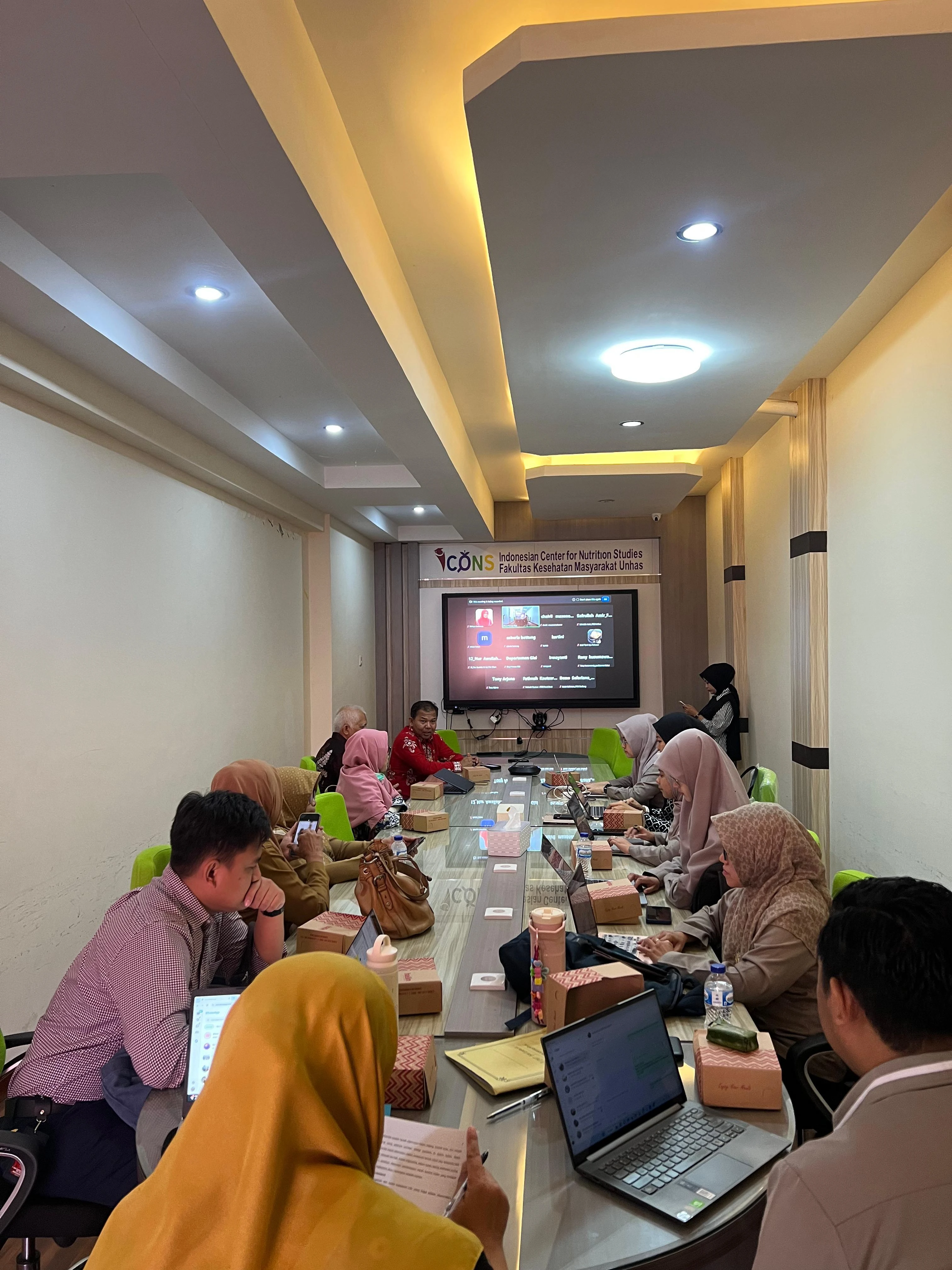Langkah Strategis FKM Unhas Menuju Prodi Pendidikan Profesi Dietisien. Suasana diskusi dalam workshop 