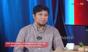 Prof. Firzan Nainu, S.Si., M.Biomed.Sc., Ph.D., Apt., sosok akademisi dikenal dengan dedikasinya dalam riset biomedis dan komitmen kuat membangun ekosistem sains yang berintegritas dan berorientasi pada kemaslahatan masyarakat.