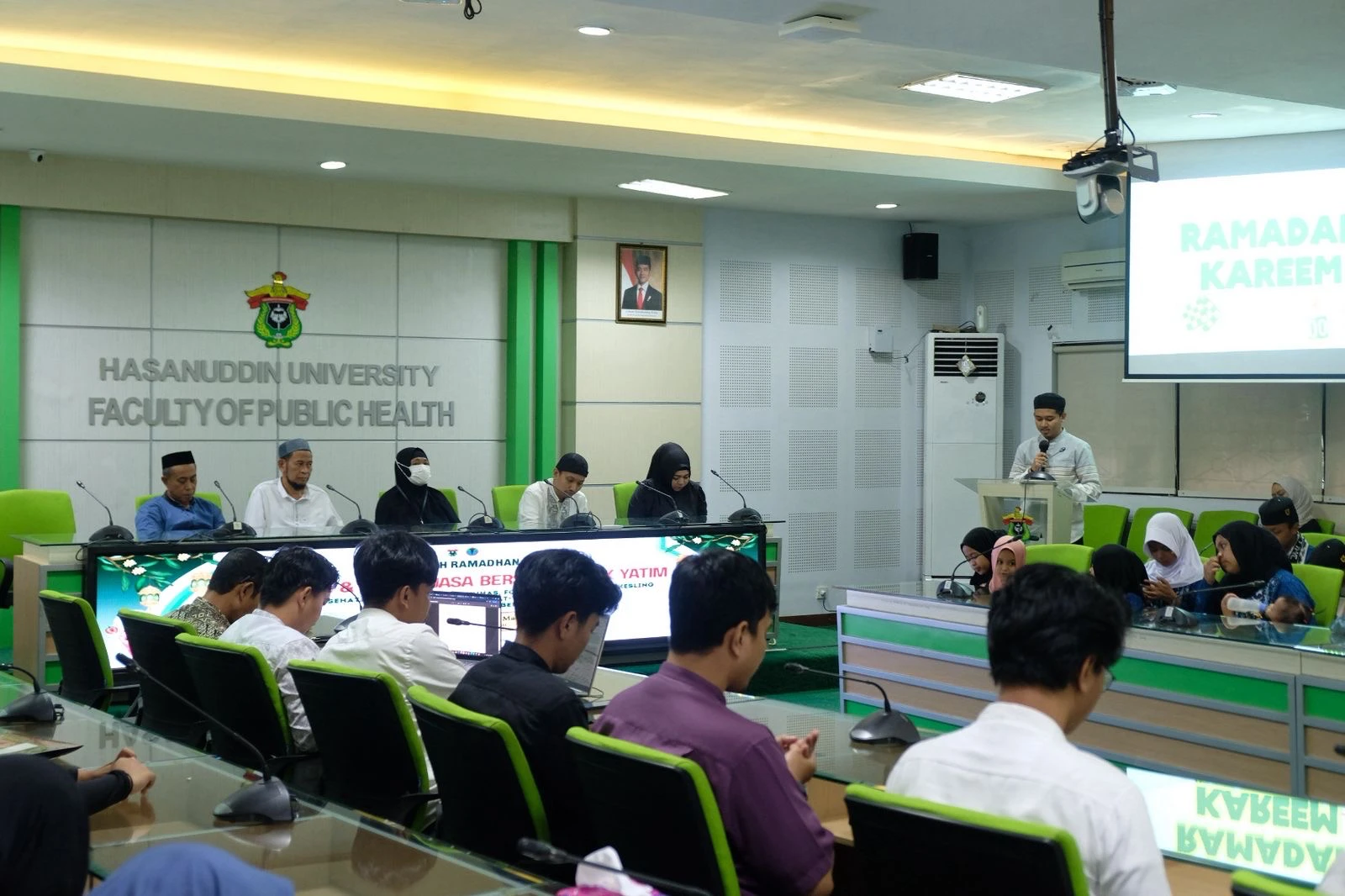 Pembukaan dan sambutan pada kegiatan buka puasa bersama dan santunan anak yatim yang menghadirkan puluhan anak yatim serta pengurus panti asuhan sebagai bentuk kepedulian sosial dan mempererat silaturahmi di bulan Ramadhan