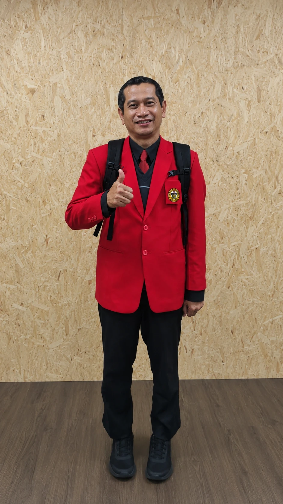 Dr Yusran Amir mengapresiasi kepemimpinan Prof JJ menginspirasi riset unggul Unhas menuju dunia berkelanjutan. (Foto: Dok.Pribadi).